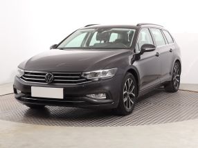 Volkswagen Passat - 2022