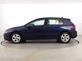 Volkswagen Golf - 2021