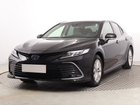 Toyota Camry - 2021