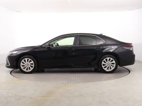 Toyota Camry - 2021