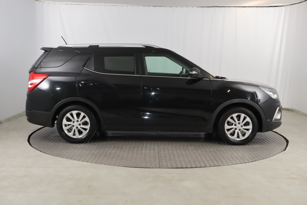 Ssang Yong XLV