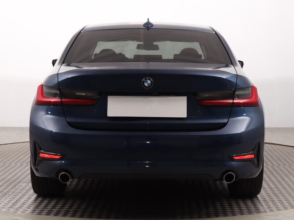 BMW 3