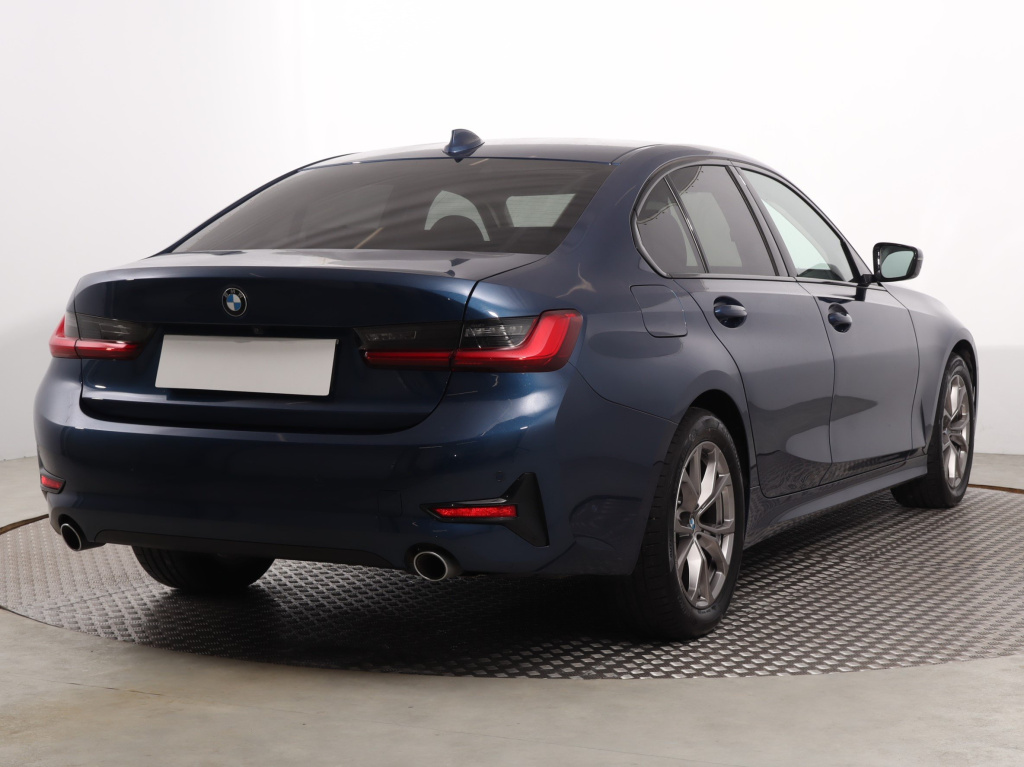 BMW 3