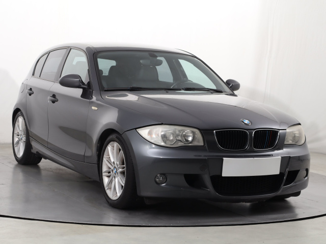 BMW 118i, 2005