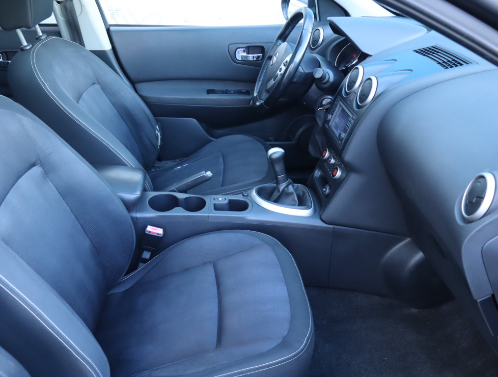 Nissan Qashqai+2