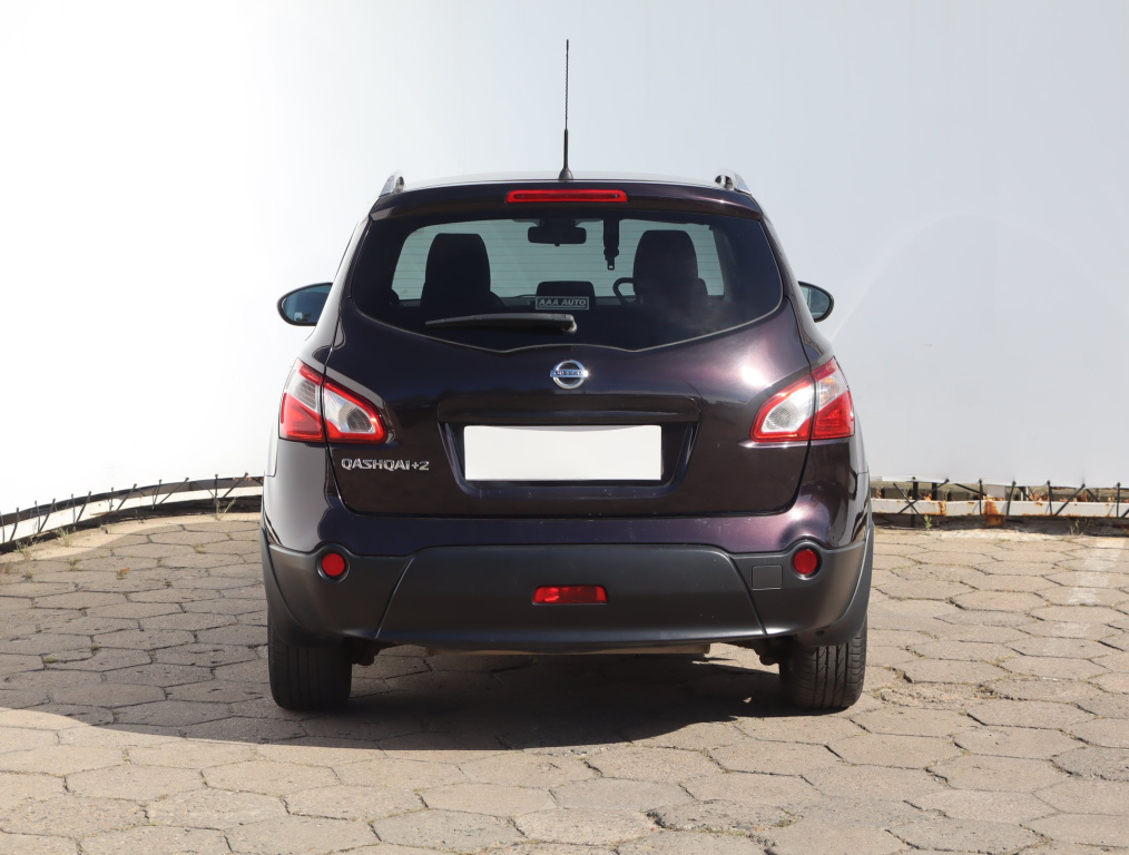 Nissan Qashqai+2
