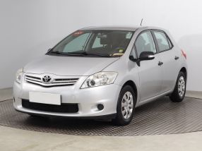 Toyota Auris - 2013