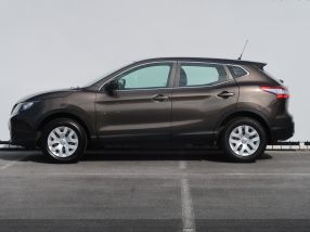 Nissan Qashqai - 2015