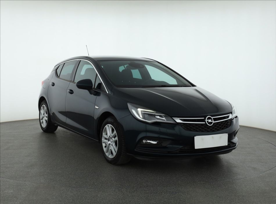 Opel Astra - 2016
