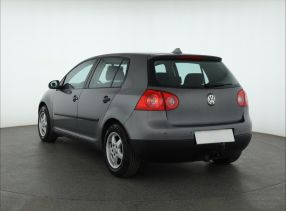 Volkswagen Golf - 2005