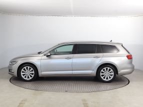 Volkswagen Passat - 2016