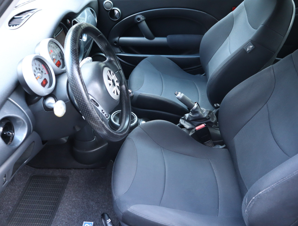 MINI 3-door