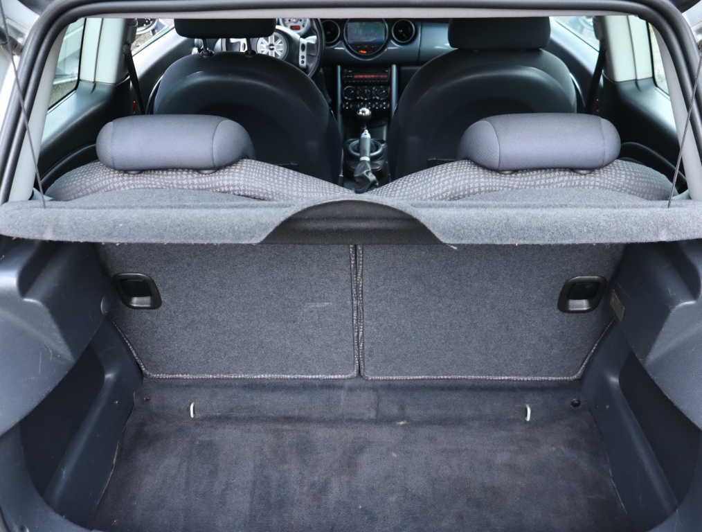 MINI 3-door