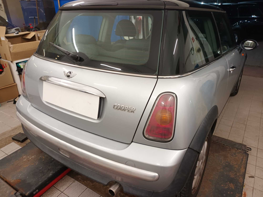MINI 3-door