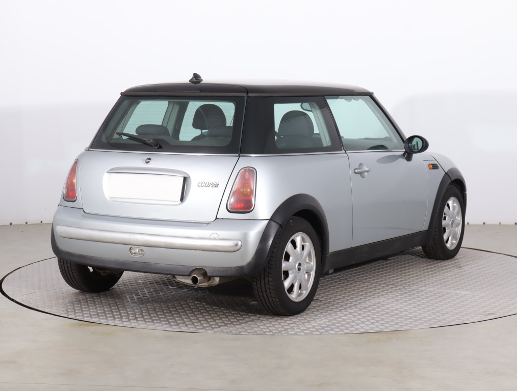 MINI 3-door