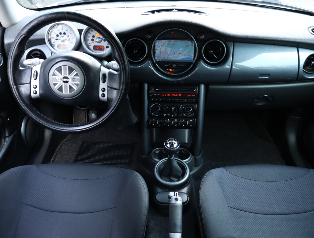MINI 3-door