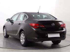 Opel Astra - 2016