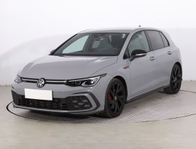 Volkswagen Golf - 2023
