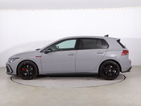 Volkswagen Golf - 2023