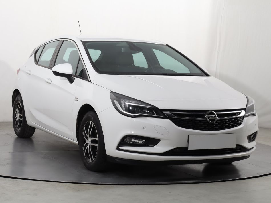 Opel Astra - 2018