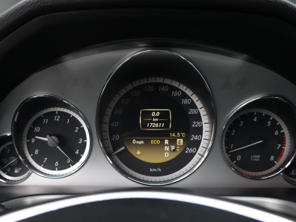 Mercedes-Benz E