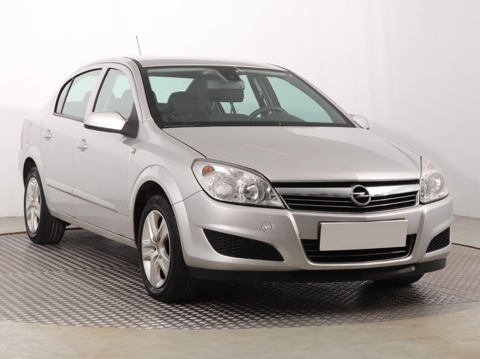 Opel Astra - 2008