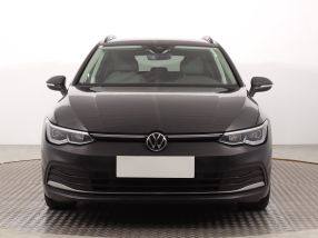 Volkswagen Golf - 2021