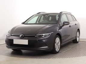 Volkswagen Golf - 2021