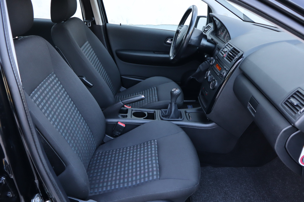Mercedes-Benz A