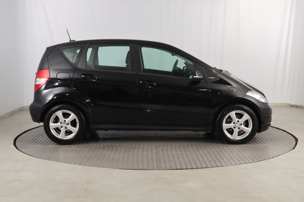 Mercedes-Benz A
