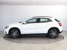 Mercedes-Benz GLA - 2017