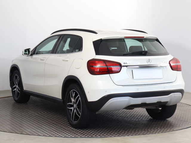 Mercedes-Benz GLA 220 4MATIC
