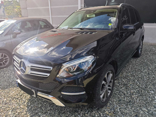 Mercedes-Benz GLE 2016