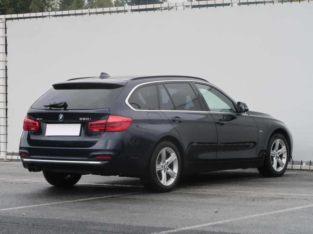 BMW 3