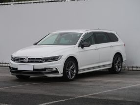 Volkswagen Passat - 2016