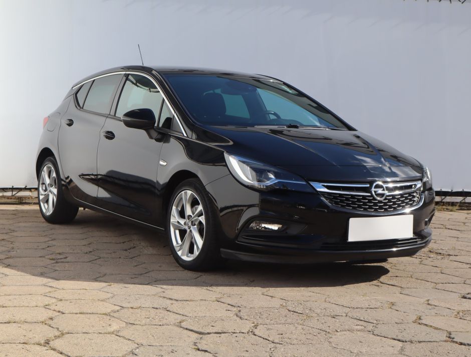 Opel Astra - 2018