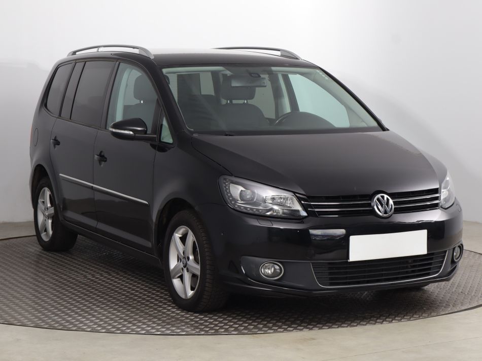 Volkswagen Touran - 2014