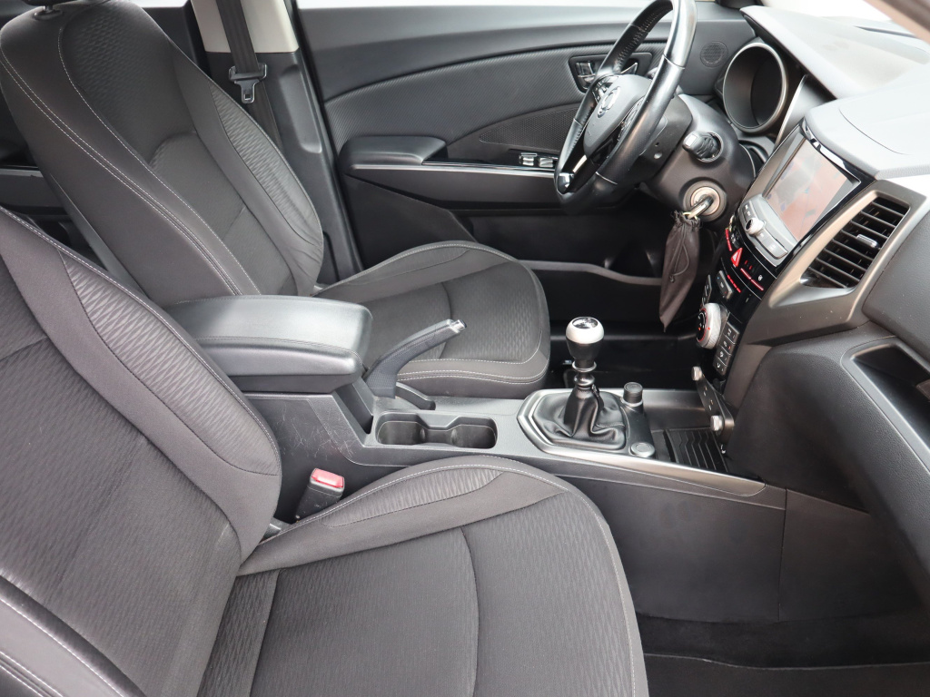 Ssang Yong XLV