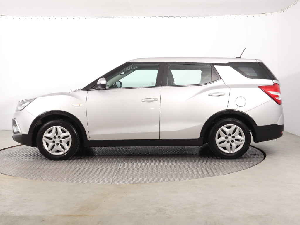 Ssang Yong XLV