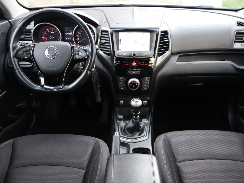 Ssang Yong XLV