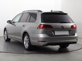 Volkswagen Golf - 2017