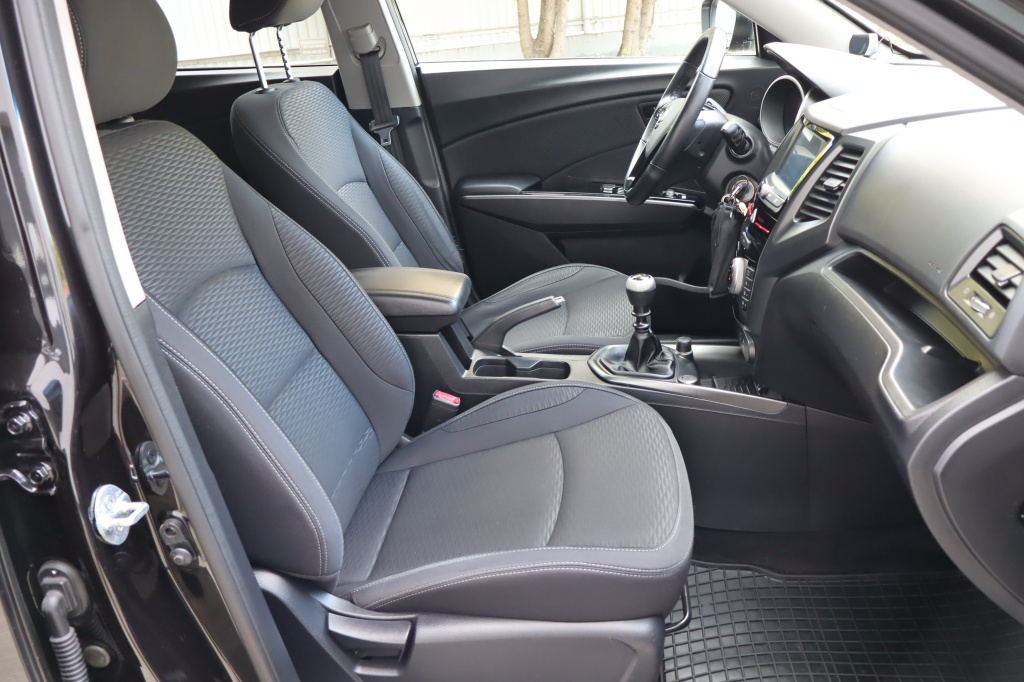 Ssang Yong XLV