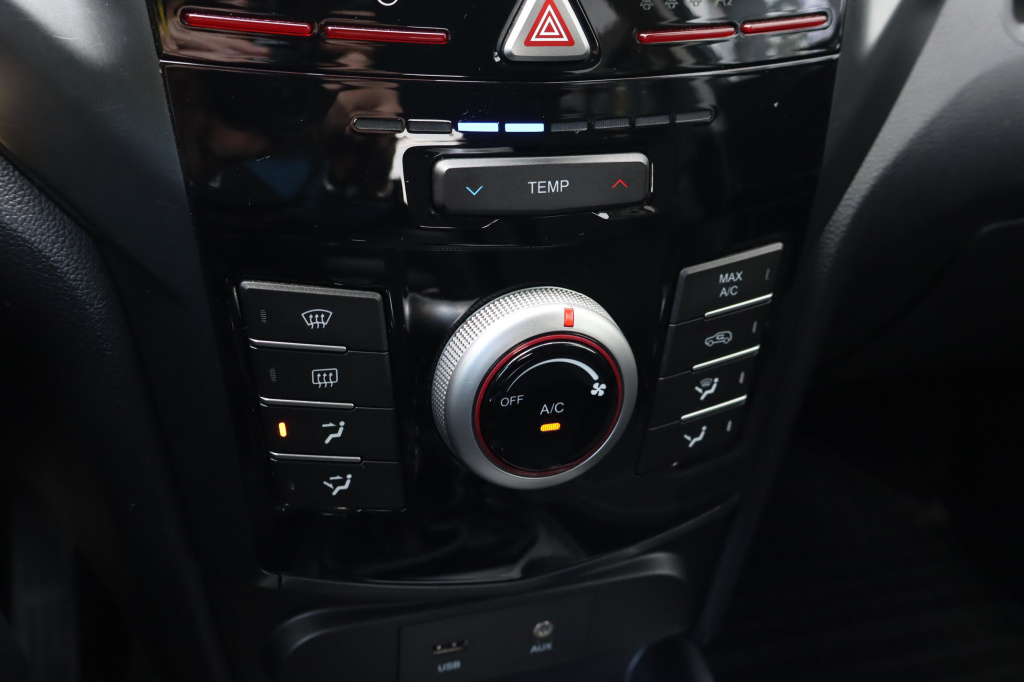 Ssang Yong XLV