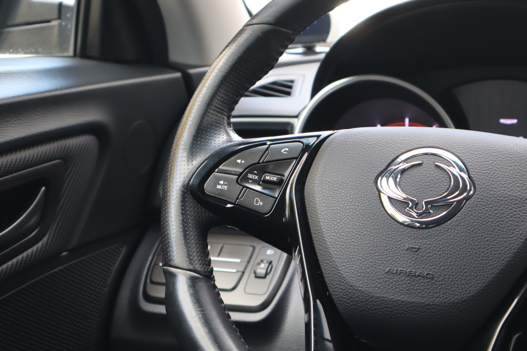 Ssang Yong XLV
