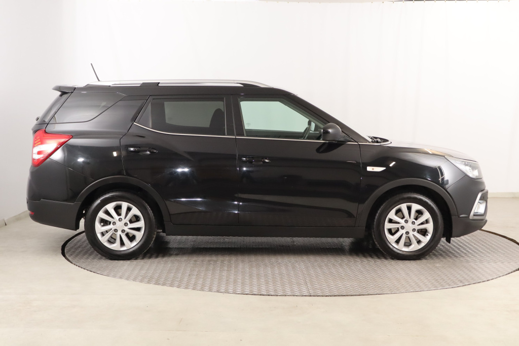 Ssang Yong XLV