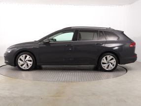 Volkswagen Golf - 2022