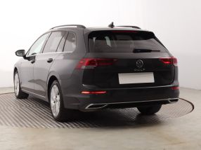Volkswagen Golf - 2022