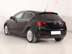 Opel Astra - 2010