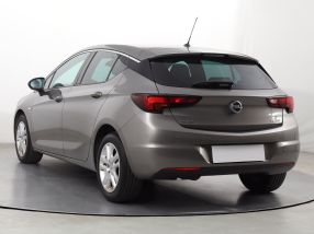 Opel Astra - 2016