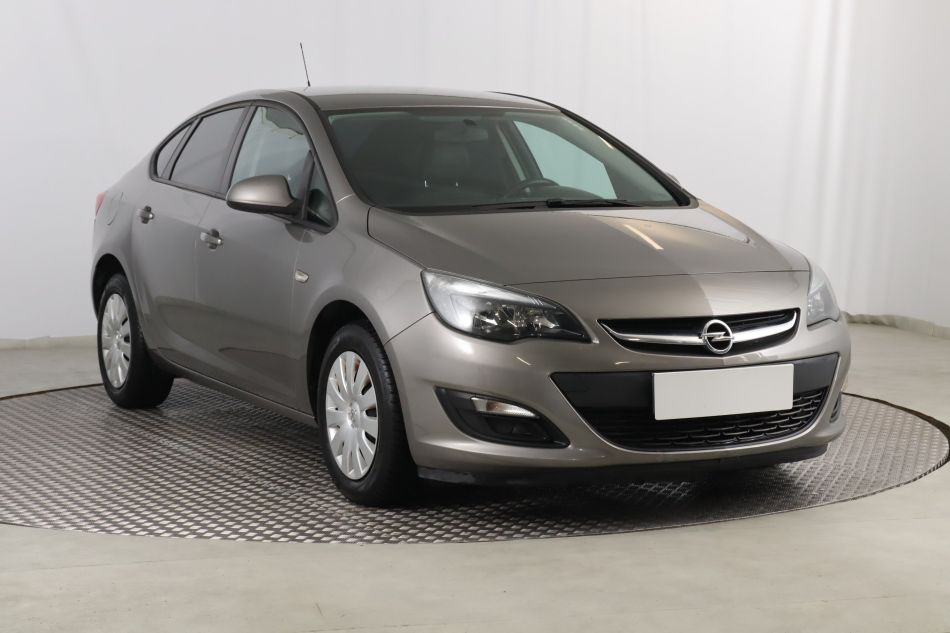 Opel Astra - 2016